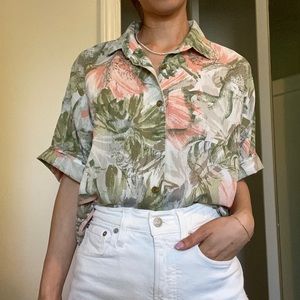 Vintage Hawaiian shirt